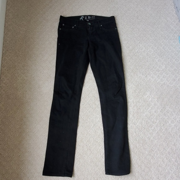 R U Blue Black Jean's- Size 25 - Picture 1 of 3